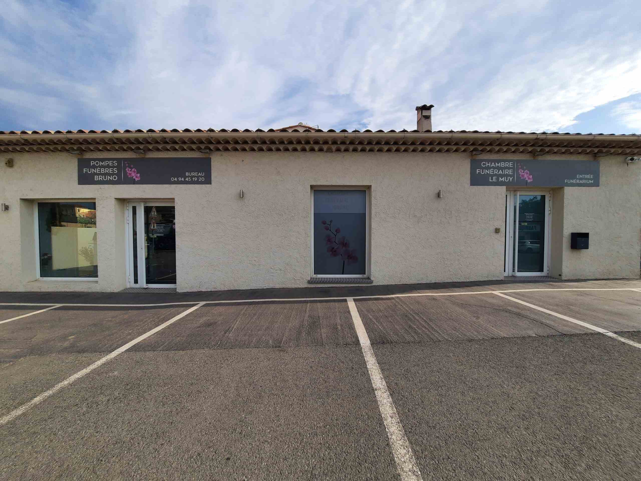 Photo de Pompes Funèbres Marbrerie Bruno